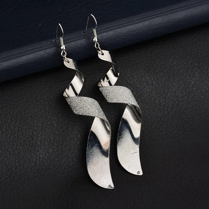 Tassel Earrings 2025 Trendy Frosted Stud Earrings Long Earring Women Sexy Girls Jewelry Fashion Punk Metal