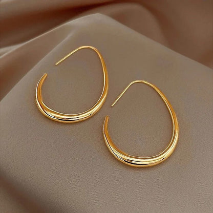 Women’s Hot Sale Oval Hoop Earrings Geometric Design Fashion Jewelry