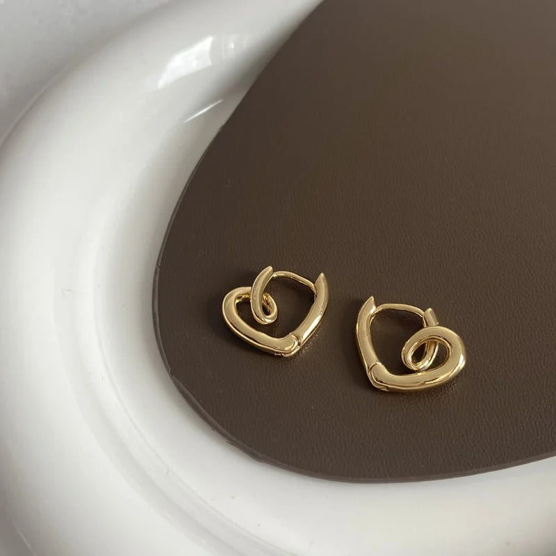 Hollow Love Heart Geometric Earrings For Women Girls Minimalist Elegant Classic Ear Buckle Wedding Bride Jewelry Gifts