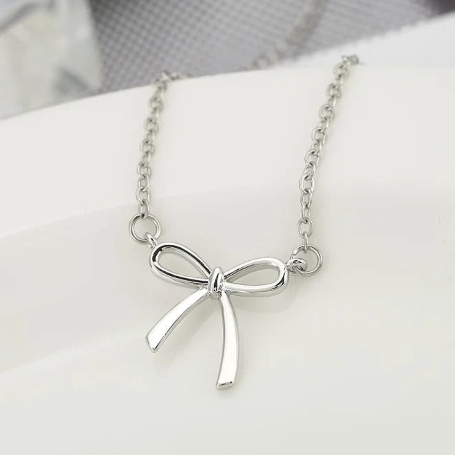 Cute Bow Pendant Necklace for Women Gold & Silver Plated Adjustable Chain Jewelry Gift