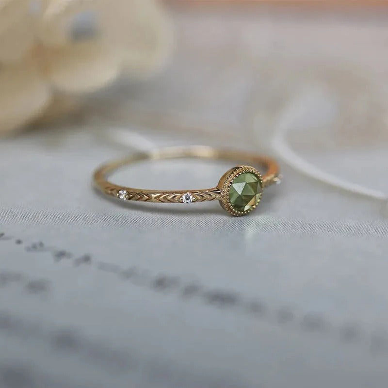 Silver Inlaid Diamonds Fresh Green Peridot Crystal Round Ladies Ring Adjustable Opening Delicate Original Fines Jewelry