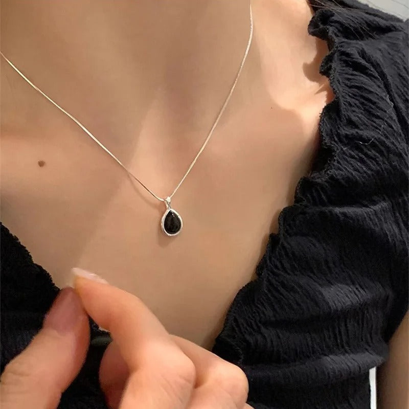 Water Drop Black Zircon Snake Chain Necklace For Women Couples Fashion Classic Minimalist Temperament Daily Jewelry Gift