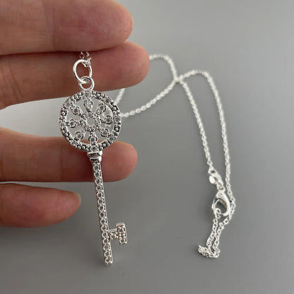 Simple Sterling Silver Necklace Fashionable Women’s Jewelry
