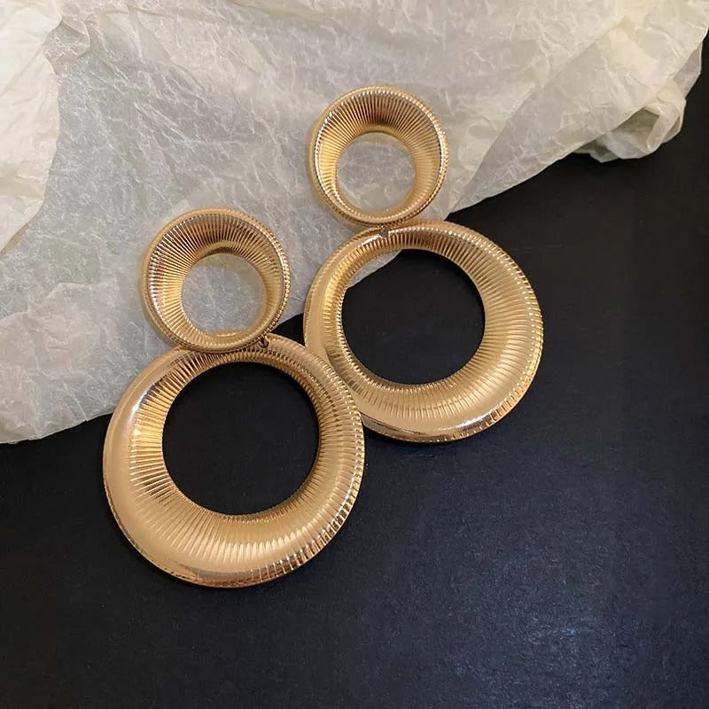 Vintage Metal Big Round Dangle Earrings for Women Exaggerated Gold Color Long Geometric Statement Earrings Jewelry 2025 New