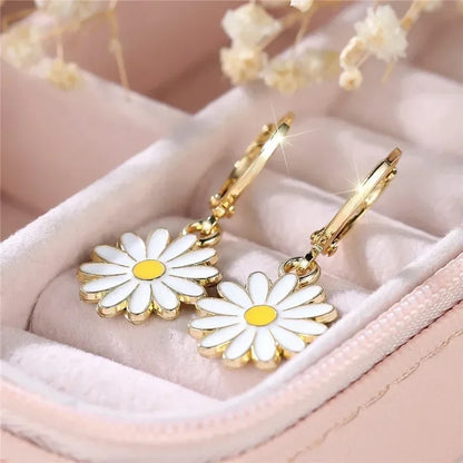 Gold Daisy Sunflower Hoop Earrings – Elegant Dangle Hoops for Women, Everyday & Bridesmaid Jewelry 🌼✨