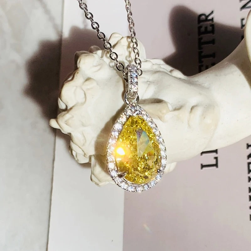 Fashion Pear-shaped Yellow Zirconia Pendant Necklace Women Luxury Engagement Accessories Temperament Lady Wedding Jewelry