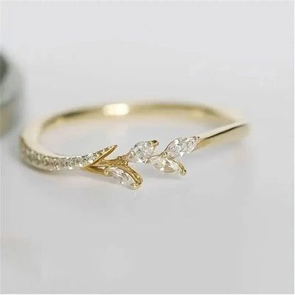 Women's Rose Gold Leaf Ring Inlay CZ Finger Ring for Wedding Party