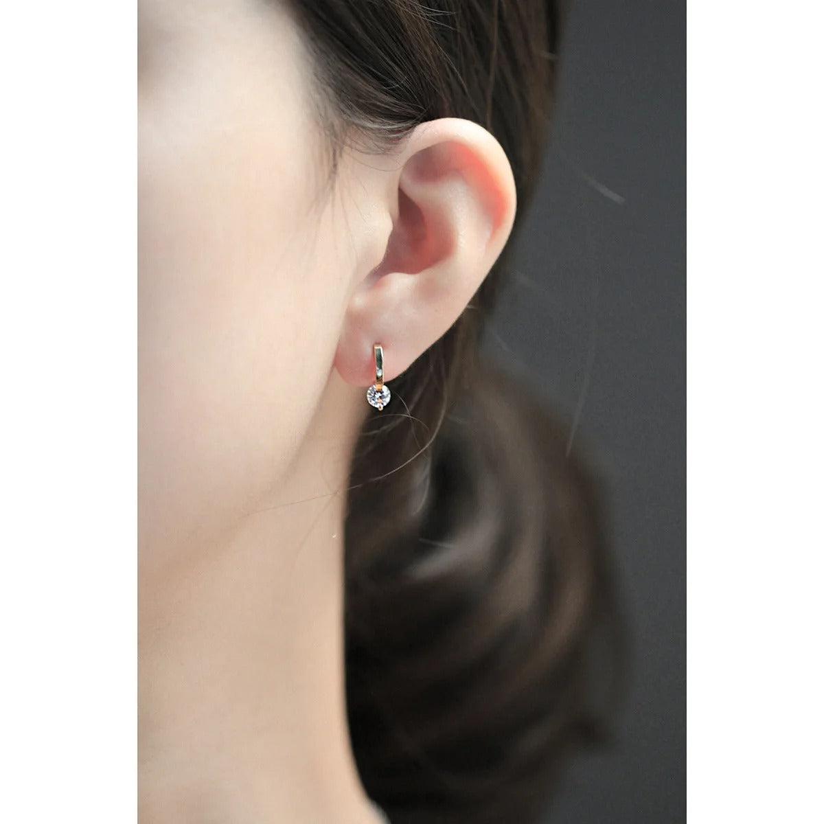Silver Needle Simple Shiny Zircon Earrings Gold Plating Jewelry Crystal Stud Earrings Women.