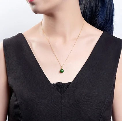 Fashion Concise Green Jade Crystal Emerald Natural Stone Pendant Necklaces for Women Choker Necklace Jewelry Bijoux Party Gifts