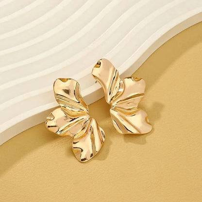 Retro Gold Leaf Drop Earrings Women Flower Dangle Jewelry