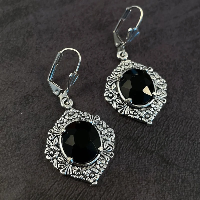 Delicate Design Drop Earrings for Women Vintage Style Black Stone Dangle Earrings Female Party Accessories