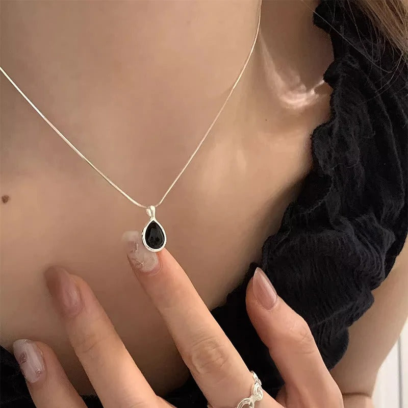 Water Drop Black Zircon Snake Chain Necklace For Women Couples Fashion Classic Minimalist Temperament Daily Jewelry Gift