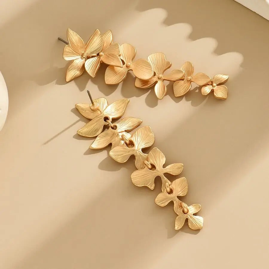 Vintage Gold Leaf Flower Long Threader Earrings Elegant Drop Jewelry Gift for Women