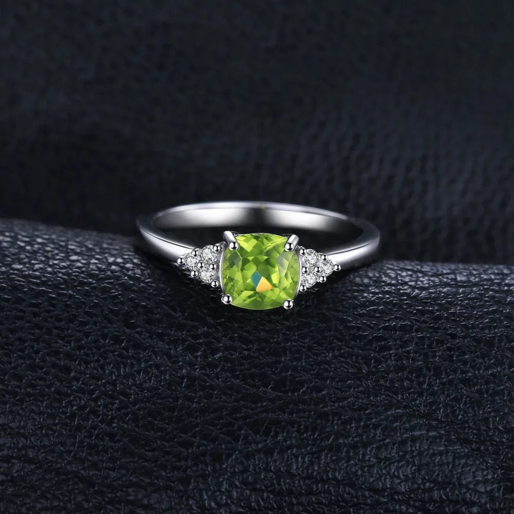 Elegant Natural Peridot 1.1ct Solitaire Ring 925 Sterling Silver Gemstone Jewelry for Women