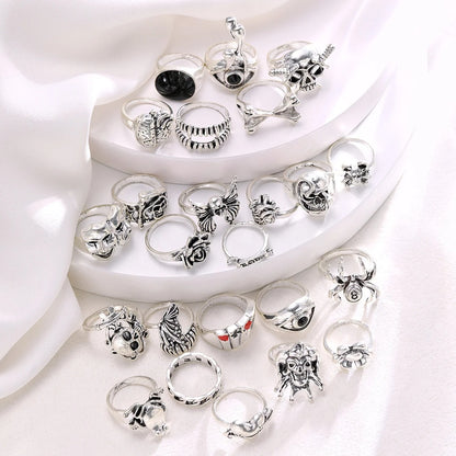 24Pcs/Set Punk Gothic Rings Sets Silver Color Skeleton Spider Poker Joker Eyes Heart Rings For Men Fashion Hip Hop Jewelry Gifts
