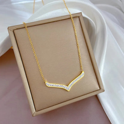 Stainless Steel Letter V Shape Pendant Necklaces For Women Shell CZ Crystal Deer Antler Clavicle Chain Chokers Christmas Gift