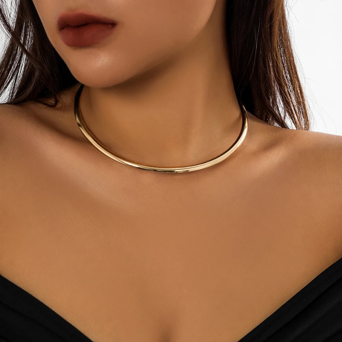 Punk Gold Metal Round Choker Necklace for Women Party Jewelry