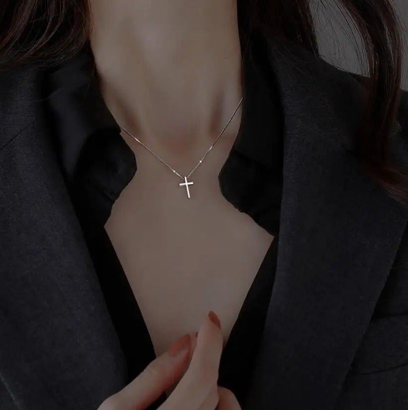 925 Sterling Silver Cross Pendant Necklace for Women