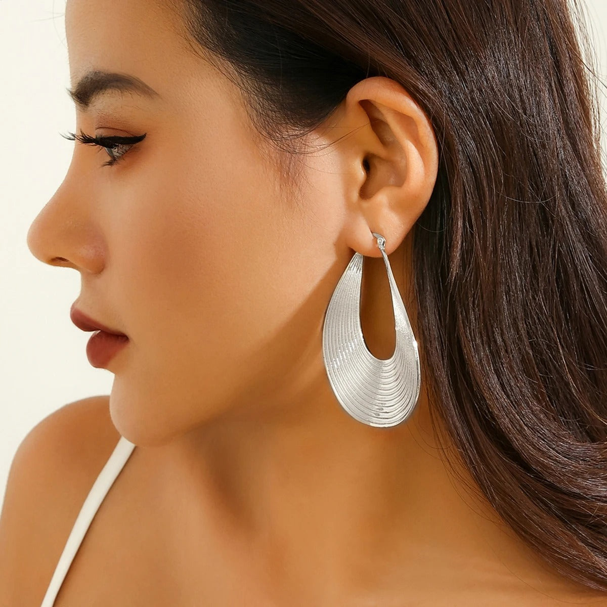 Hollow Oval Steampunk Hoop Earrings Women Gold Fashion Jewelry