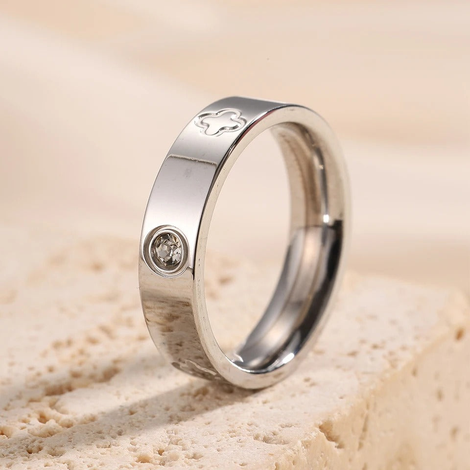 Classic Zircon Stainless Steel Ring for Women Gold & Silver Engagement Jewelry
