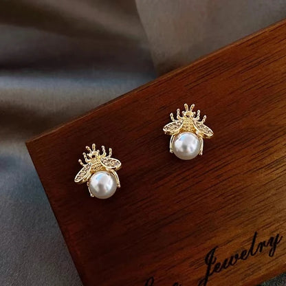 Korean Style Honey Bee Pearl Stud Earrings For Women Exquisite Small Elegant Earring Ladies Wedding Party Birthday Jewelry Gifts
