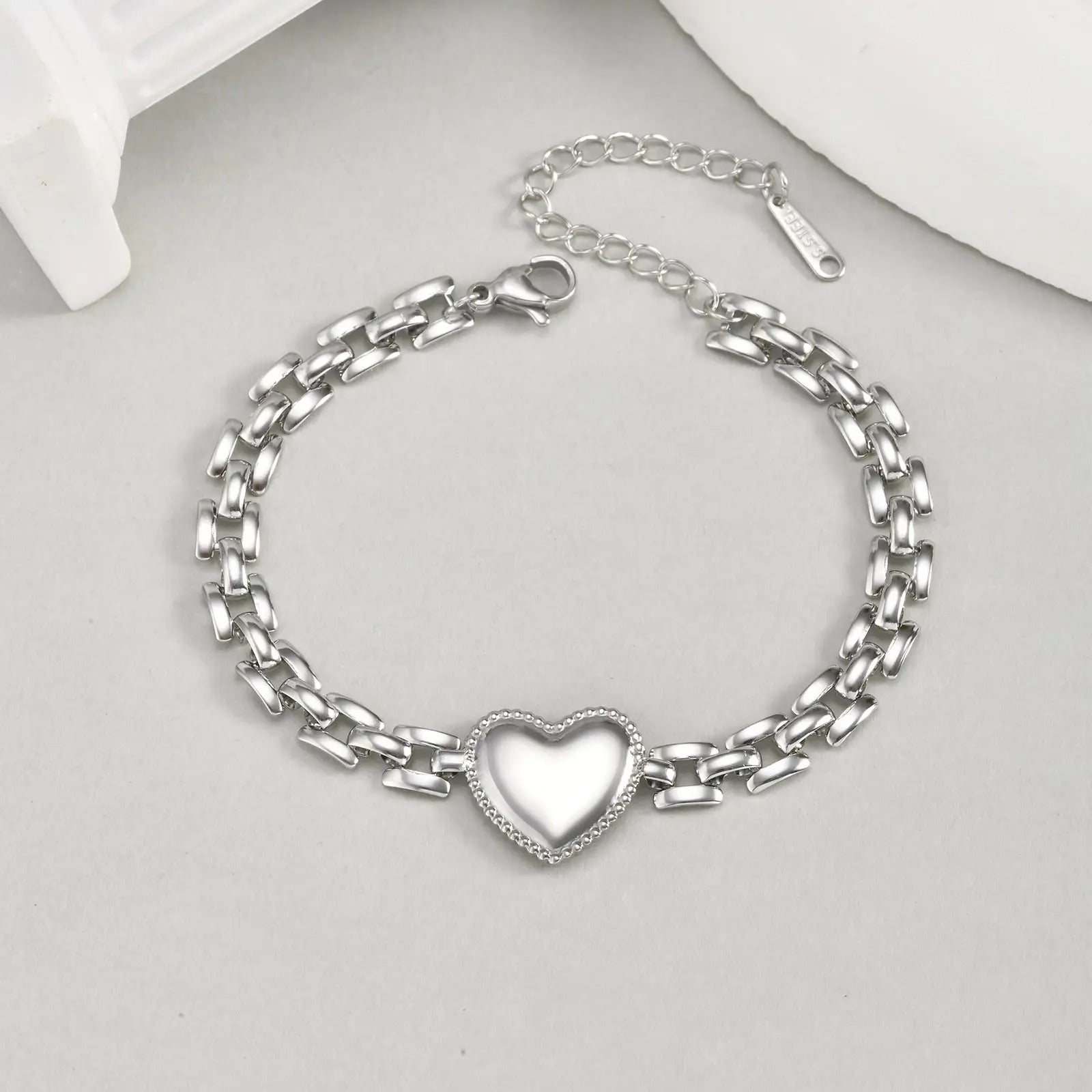 Trendy Love Heart Bracelet for Women, Stainless Steel Strap Chain Bracelets, Exquisite Party Jewelry Gift