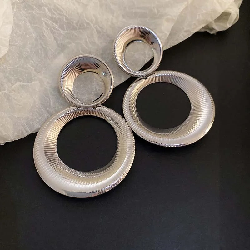 Vintage Metal Big Round Dangle Earrings for Women Exaggerated Gold Color Long Geometric Statement Earrings Jewelry 2025 New
