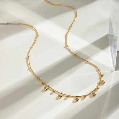 Minimalist Gold Collar Necklace with Round Zircon Pendant for Women