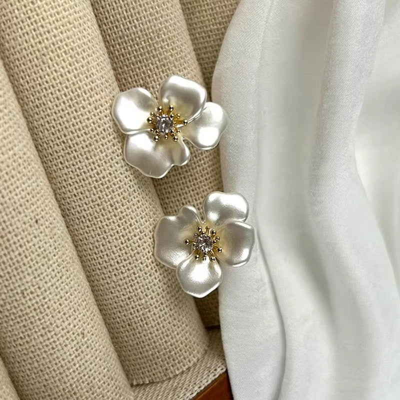 S925 Sterling Silver Vintage Flower Zircon Stud Earrings for Women Retro Sanding Elegant Fine Jewelry Accessories