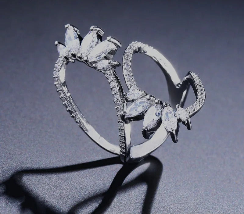 Cute Style White Color CZ Zirconia Leaf Open Rings Geometric Adjustable Ring Jewelry for Women Party Gift