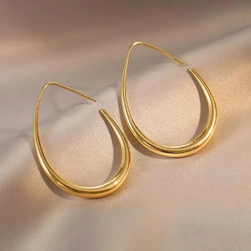 Hot Sale Geometric Oval Hoop Earrings for Women Simple Desgin Earrings Party Wedding Fashion Jewelry Accessories