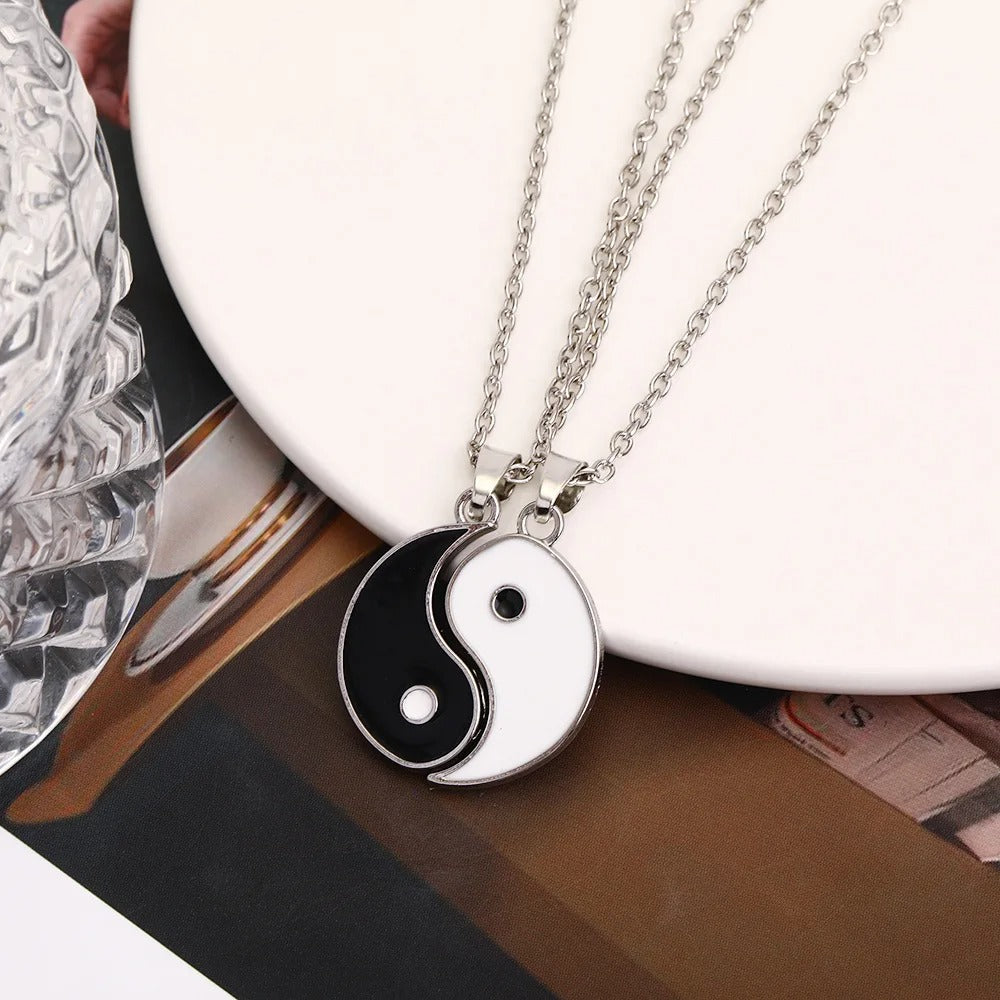 2PCS Yin Yang Tai Chi Pendant Necklace Set Silver Couple Gift