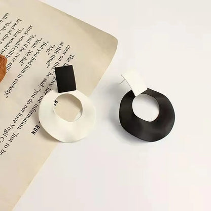Black & White Asymmetric Circle Drop Earrings Hollow Geometry Jewelry