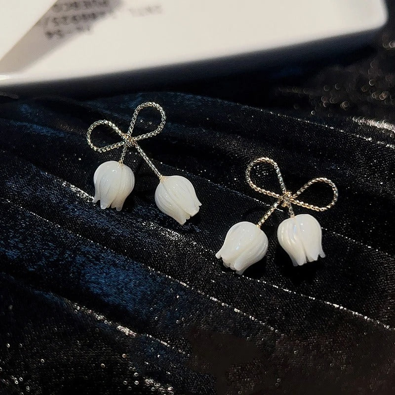 Elegant White Tulip Stud Earrings Women Gold Bowknot Party Jewelry