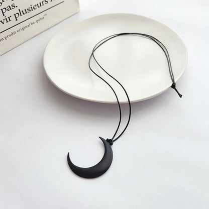 Simple all-in-one alloy black Moon Crescent pendant Long sweater chain Summer necklace for women