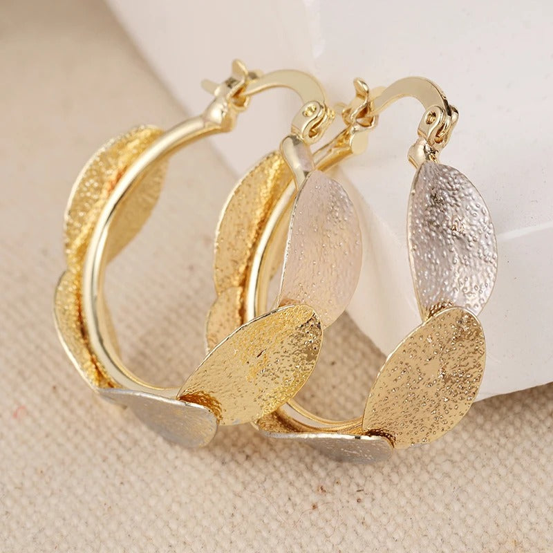 Exquisite Metal Oval Geometry Hoop Earrings Women Classic Jewelry