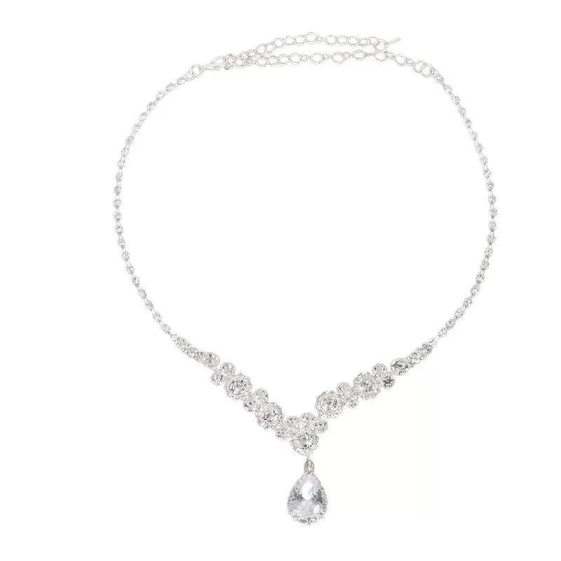High-End Luxurious Water Droplet Pendant Necklace Sparkling Bridal Accessory Perfect for Parties Great Gift for Friends