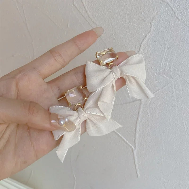 New Fashion Cute Sweet Black White Women Statement Stud Earrings Fabric Lace Bow Drop Earrings Luxury Jewelry Party Gifts