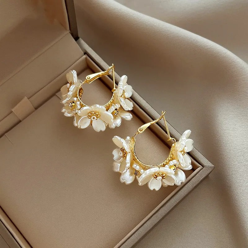 Korean Elegant Shell Flower Pearl Hoop Earrings Women Jewelry