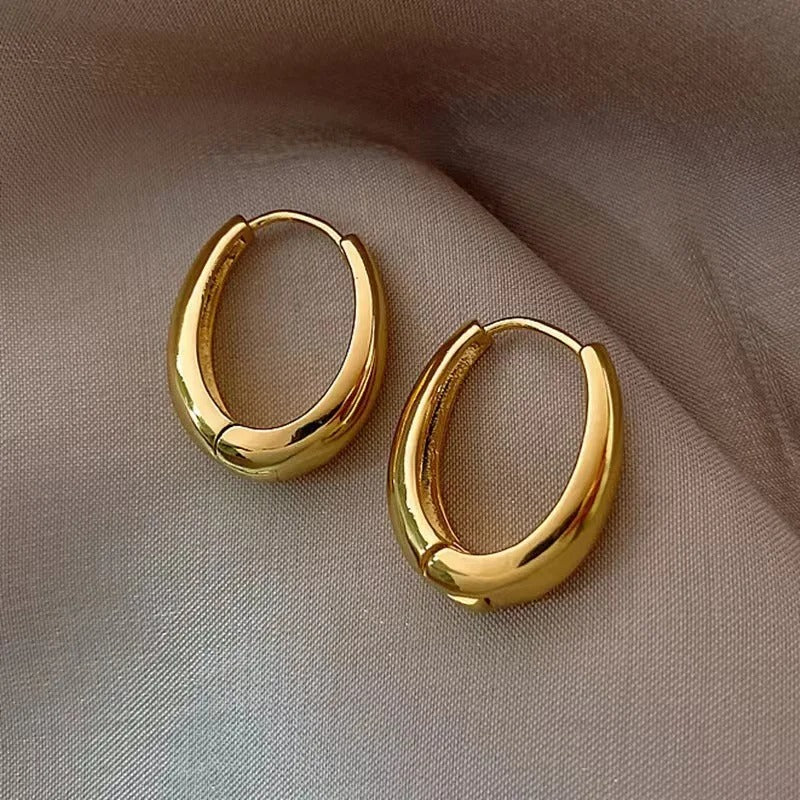 Stylish Vintage Round Stud Earrings Premium Gold Plated Stainless Steel For Women Party