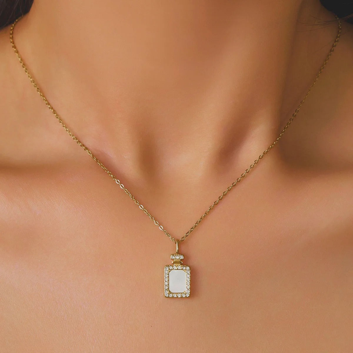 Stainless Steel Blue Natural Stone Sunflower Charm Necklace 14K Gold Color Pendant Choker Jewelry For Women Daily Wear