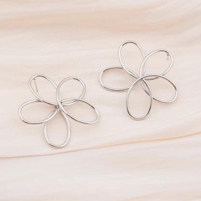 Women’s Golden Flower Dangle Earrings Retro Hollow Metal Wedding Jewelry