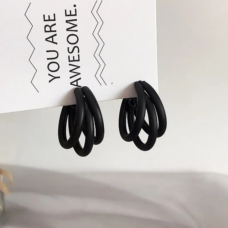 Elegant C-Shaped Dangle Earrings Women’s Geometric Statement Jewelry