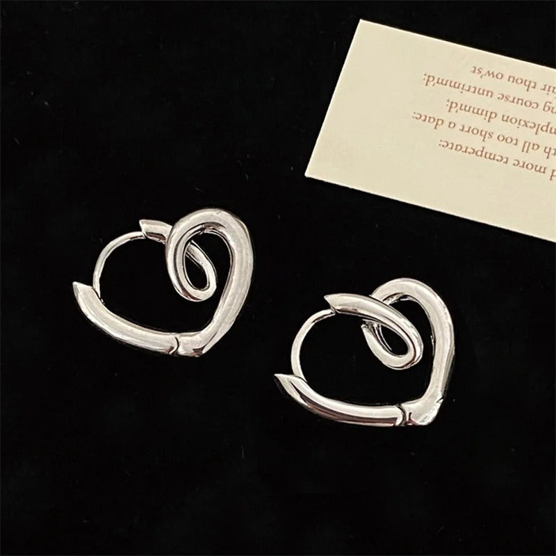 Hollow Heart Geometric Earrings Minimalist Women’s Wedding Jewelry