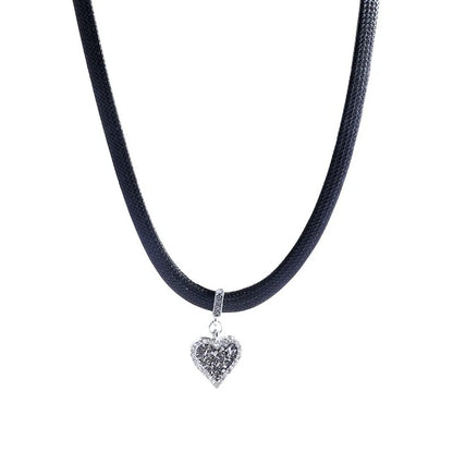 Classic Gothic Black Leather Choker Torques Heart Pendant Necklaces For Women Elegent Fashion Jewelry Valentine's Gifts