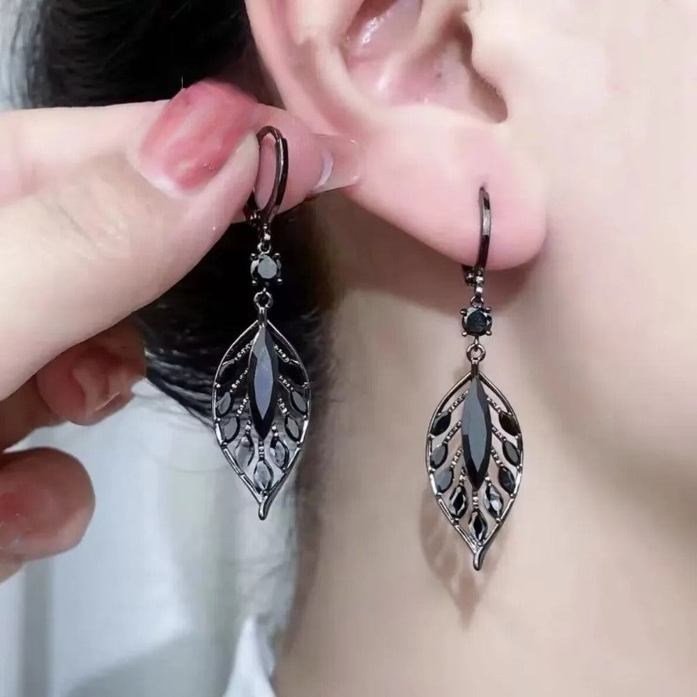 Retro Black Hollow Crystal Leaf Drop Earrings Korean Dangle Jewelry