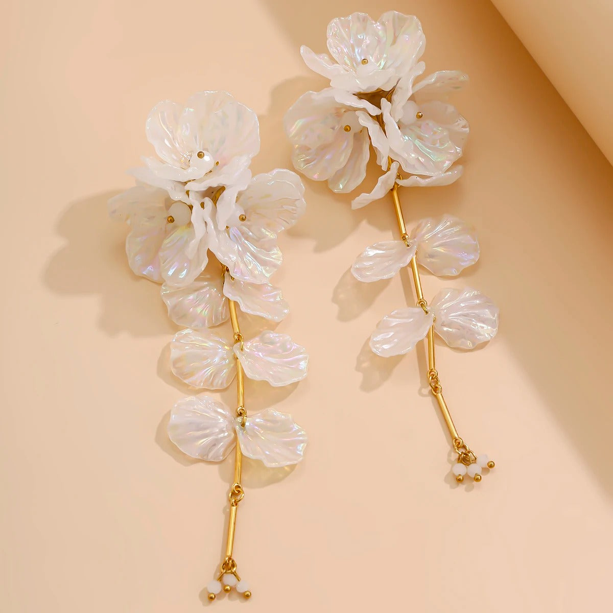 Elegant White Petal Flower Earrings Women Hanging Wedding Jewelry