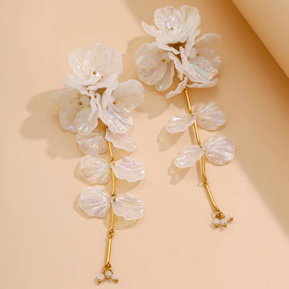Elegant White Petal Flower Earrings Women Hanging Wedding Jewelry