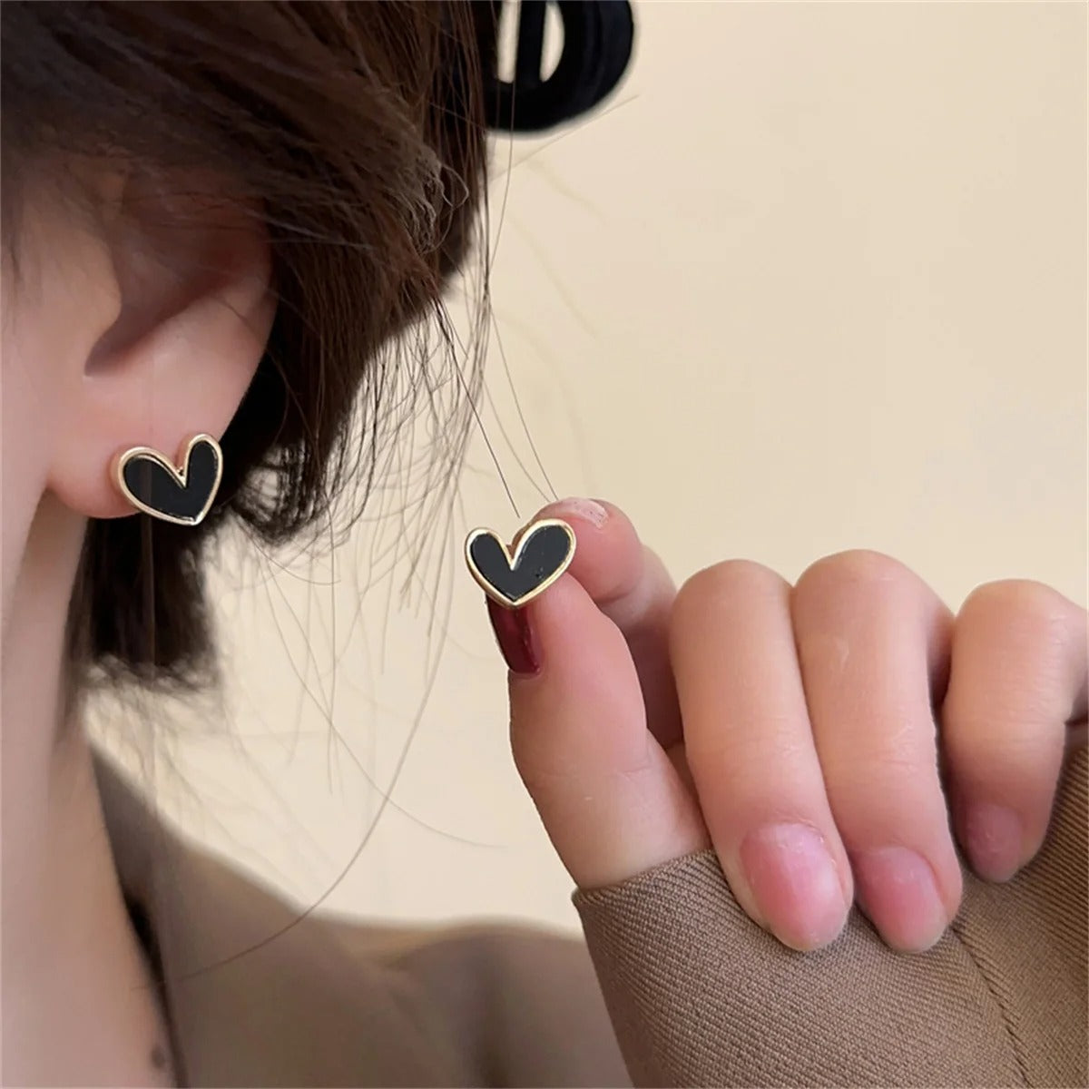 New Korean Sweet Heart Stud Earrings Women Blue Glaze Minimalist