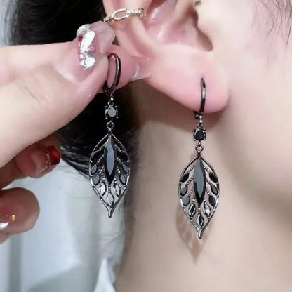 Exquisite Crystal Star Wavy Long Tassel Drop Earrings for Women Fashion Imitation Pearl Chain Dangle Earring Jewelry Gift